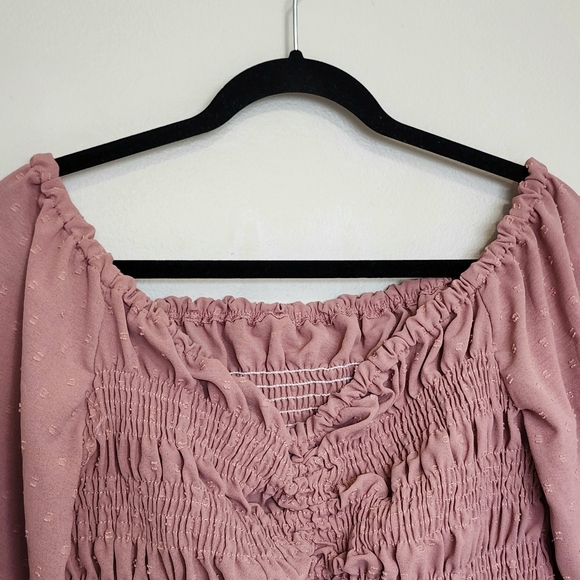 ✨️2/$20 Shirred Drawstring Crop Top - Picture 4 of 7